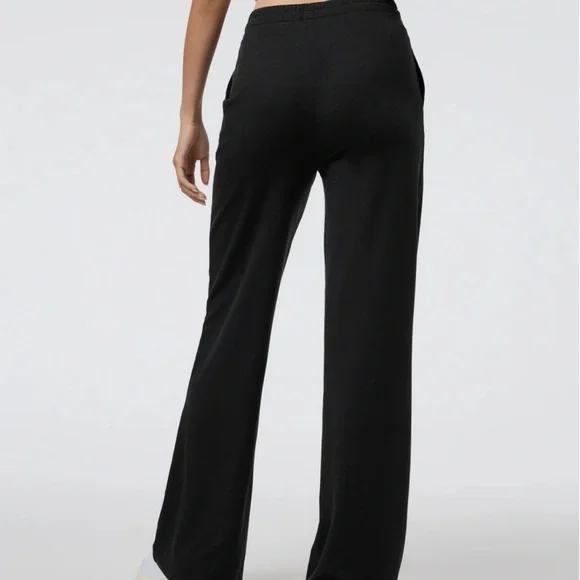 Vuori Halo Essential Wideleg - Long - Picture 3 of 8